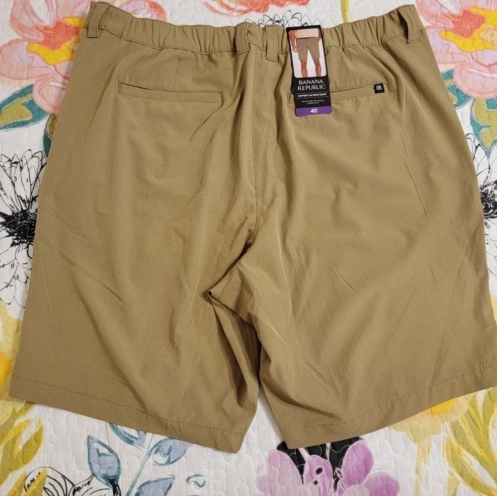 NWT Banana Republic Men's Flat Front Shorts